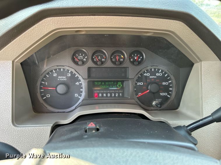 image for item DS6355 2008 Ford F550 Super Duty XL  utility / service truck