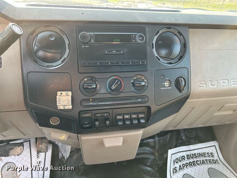 image for item DS6355 2008 Ford F550 Super Duty XL  utility / service truck