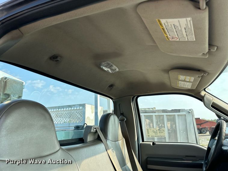 image for item DS6355 2008 Ford F550 Super Duty XL  utility / service truck