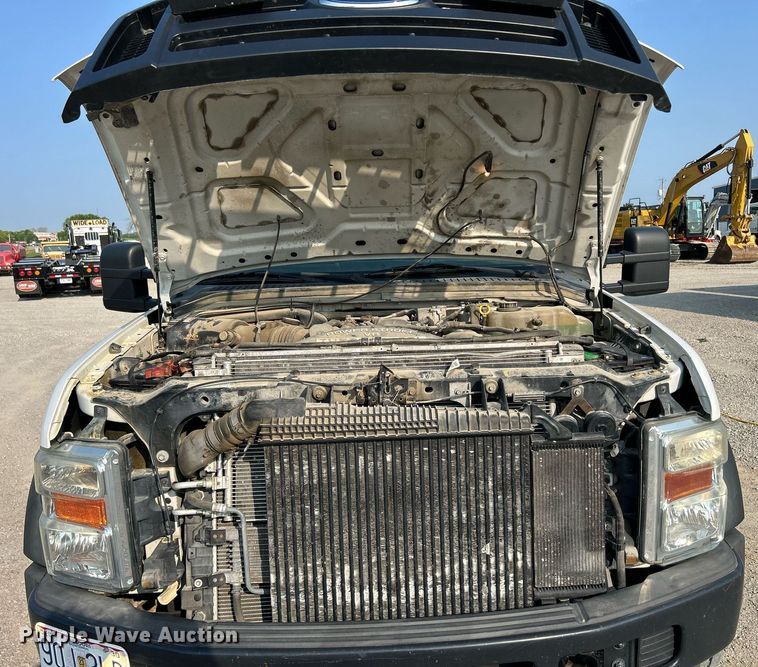 image for item DS6355 2008 Ford F550 Super Duty XL  utility / service truck