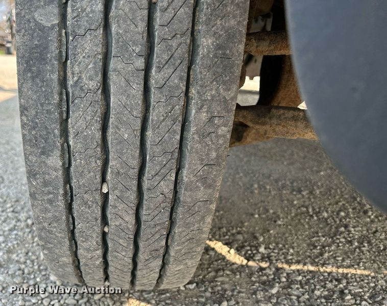 image for item DS6355 2008 Ford F550 Super Duty XL  utility / service truck