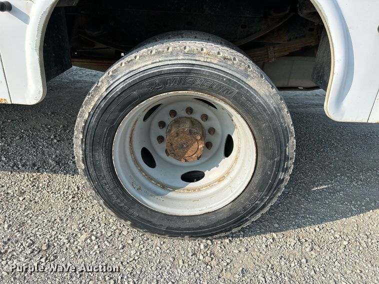 image for item DS6355 2008 Ford F550 Super Duty XL  utility / service truck