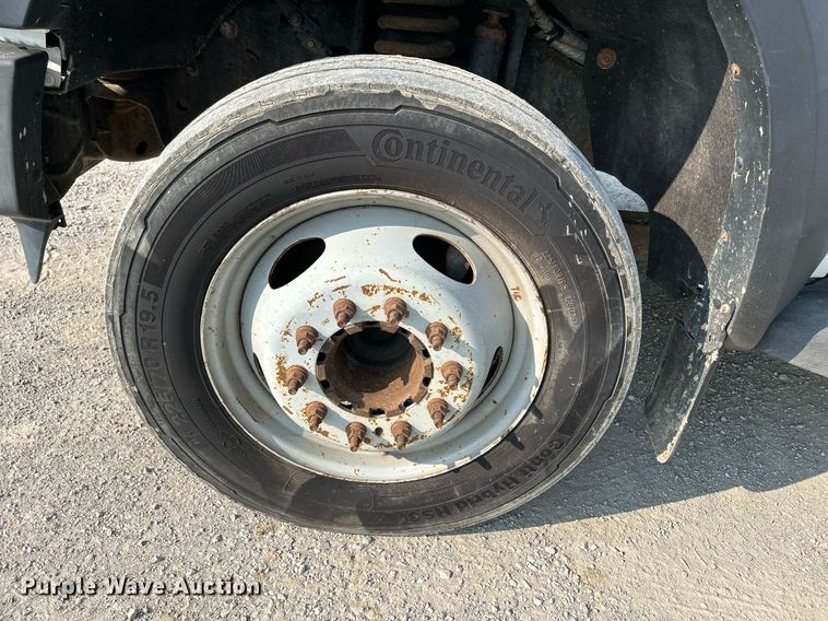 image for item DS6355 2008 Ford F550 Super Duty XL  utility / service truck