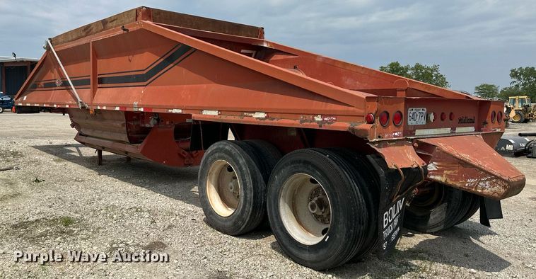image for item DS6356 1996 Midland MG40CLAM  bottom dump trailer