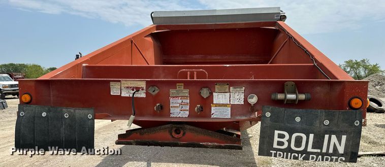 image for item DS6356 1996 Midland MG40CLAM  bottom dump trailer