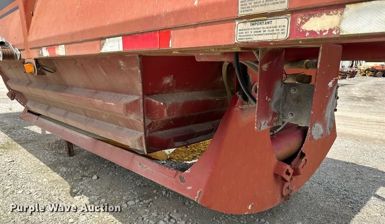 image for item DS6356 1996 Midland MG40CLAM  bottom dump trailer