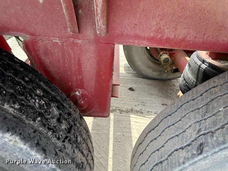 image for item DS6357 1996 Midland MG40CLAM  bottom dump trailer