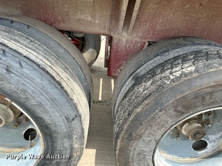 image for item DS6357 1996 Midland MG40CLAM  bottom dump trailer