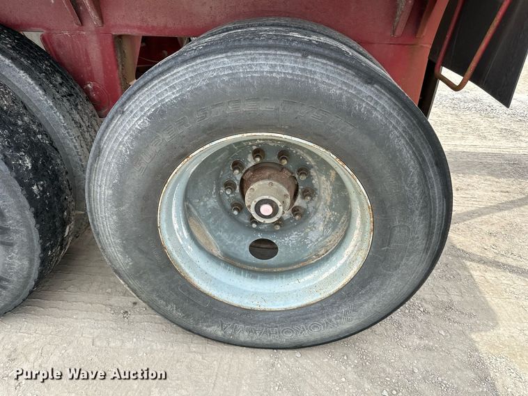 image for item DS6357 1996 Midland MG40CLAM  bottom dump trailer