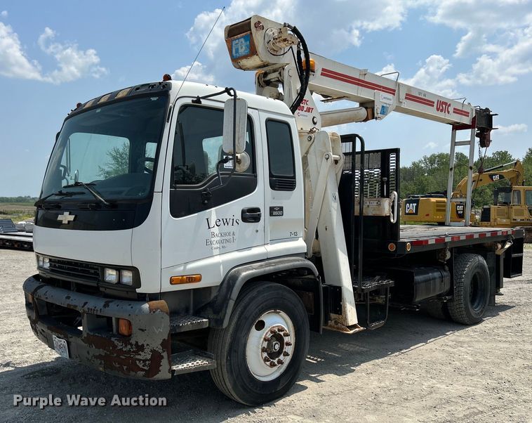 image for item DS6360 2000 Chevrolet T8500  crane truck