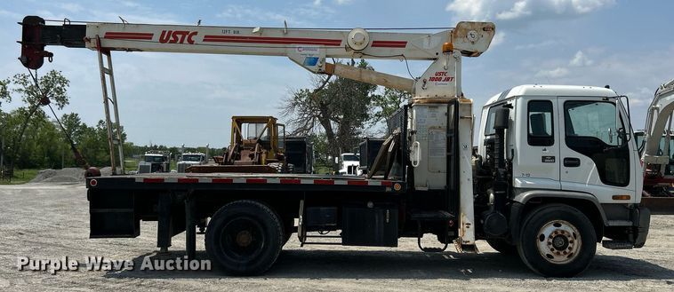 image for item DS6360 2000 Chevrolet T8500  crane truck