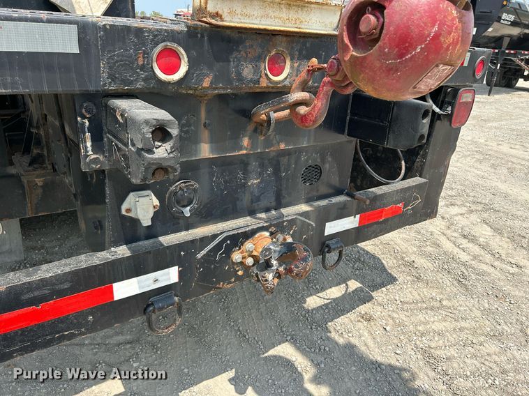 image for item DS6360 2000 Chevrolet T8500  crane truck