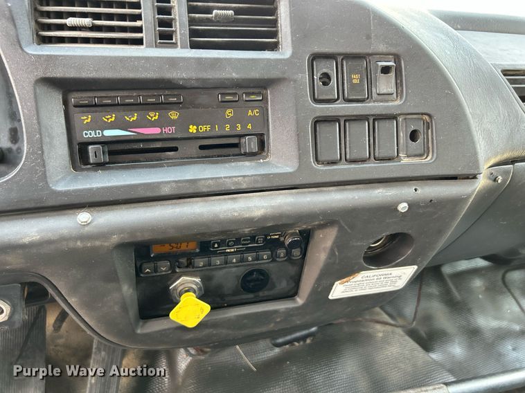 image for item DS6360 2000 Chevrolet T8500  crane truck