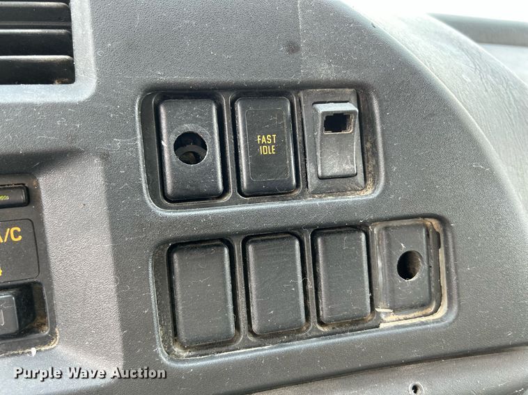 image for item DS6360 2000 Chevrolet T8500  crane truck