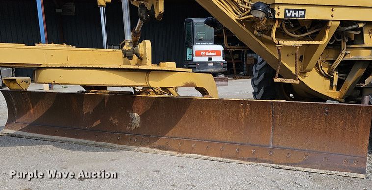image for item DS6362 1988 Caterpillar 140G  VHP motor grader