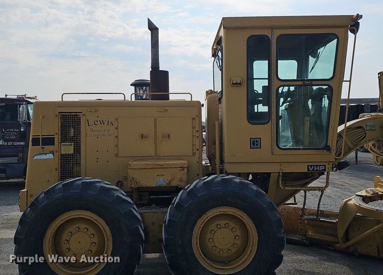 image for item DS6362 1988 Caterpillar 140G  VHP motor grader