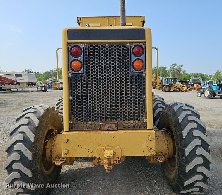 image for item DS6362 1988 Caterpillar 140G  VHP motor grader