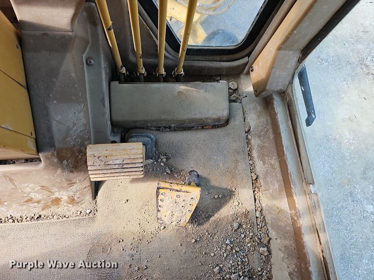 image for item DS6362 1988 Caterpillar 140G  VHP motor grader