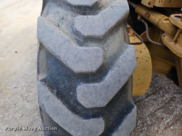 image for item DS6362 1988 Caterpillar 140G  VHP motor grader