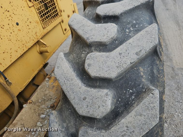 image for item DS6362 1988 Caterpillar 140G  VHP motor grader