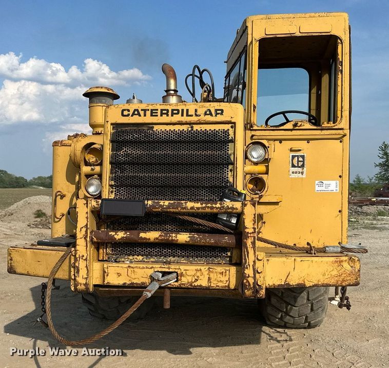 image for item DS6363 1975 Caterpillar 623B  elevating scraper