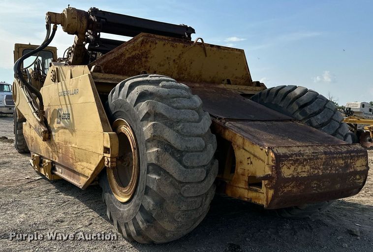 image for item DS6363 1975 Caterpillar 623B  elevating scraper