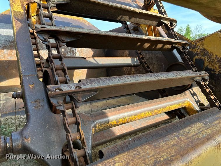 image for item DS6363 1975 Caterpillar 623B  elevating scraper