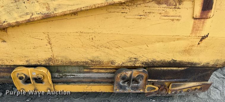 image for item DS6363 1975 Caterpillar 623B  elevating scraper