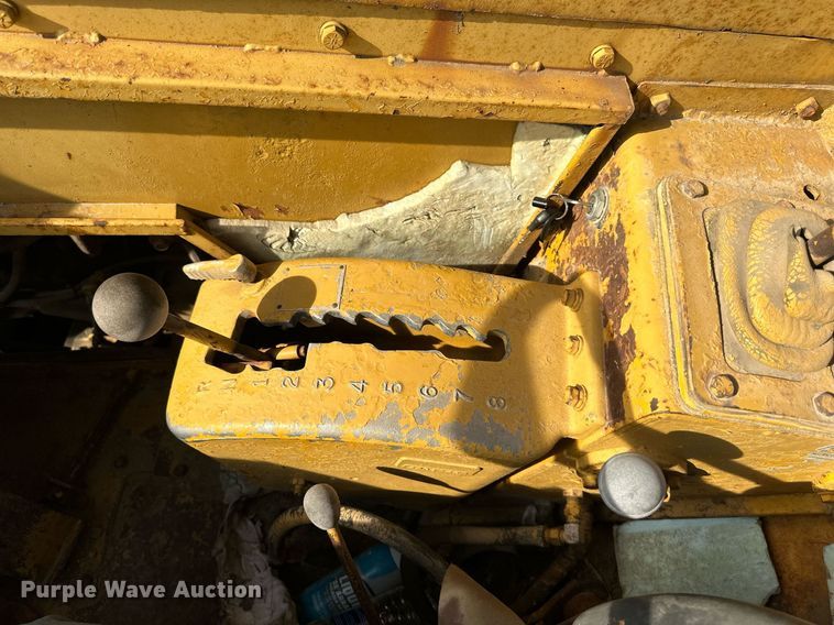 image for item DS6363 1975 Caterpillar 623B  elevating scraper