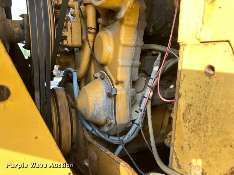 image for item DS6363 1975 Caterpillar 623B  elevating scraper