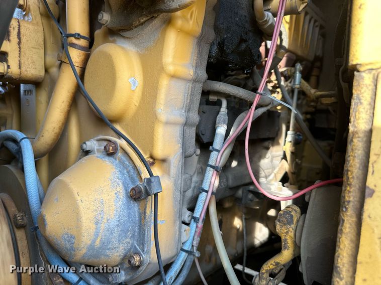 image for item DS6363 1975 Caterpillar 623B  elevating scraper