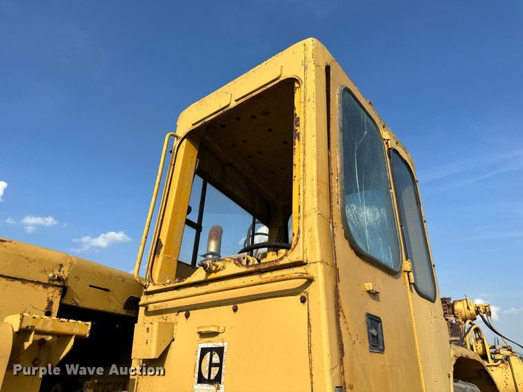 image for item DS6363 1975 Caterpillar 623B  elevating scraper