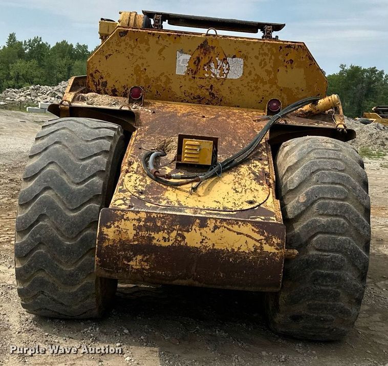 image for item DS6364 1976 Caterpillar 613B  elevating scraper