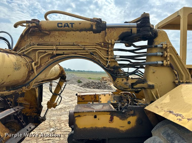 image for item DS6364 1976 Caterpillar 613B  elevating scraper