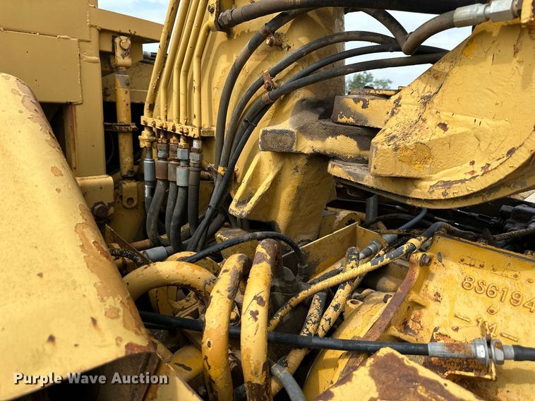 image for item DS6364 1976 Caterpillar 613B  elevating scraper