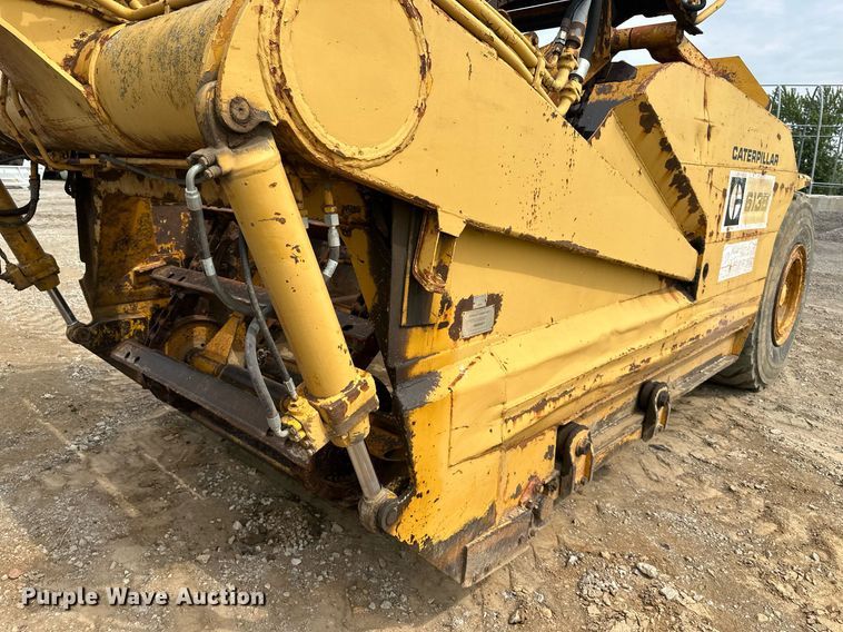 image for item DS6364 1976 Caterpillar 613B  elevating scraper
