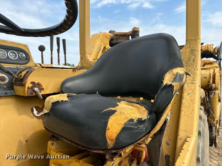 image for item DS6364 1976 Caterpillar 613B  elevating scraper