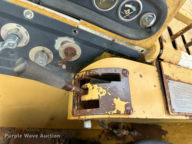 image for item DS6364 1976 Caterpillar 613B  elevating scraper