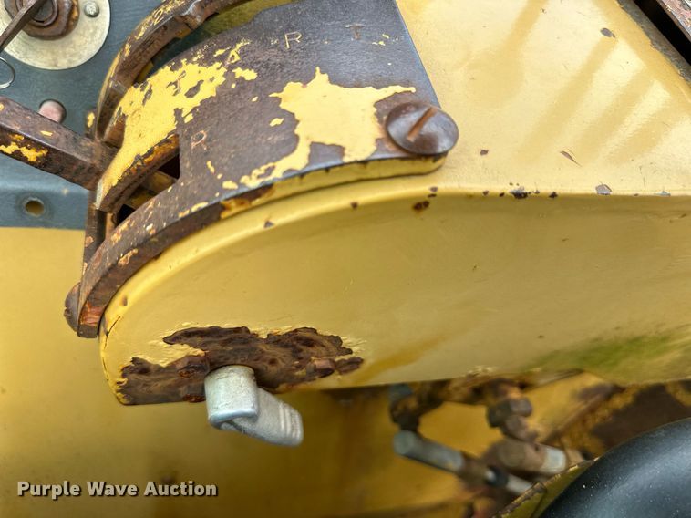 image for item DS6364 1976 Caterpillar 613B  elevating scraper