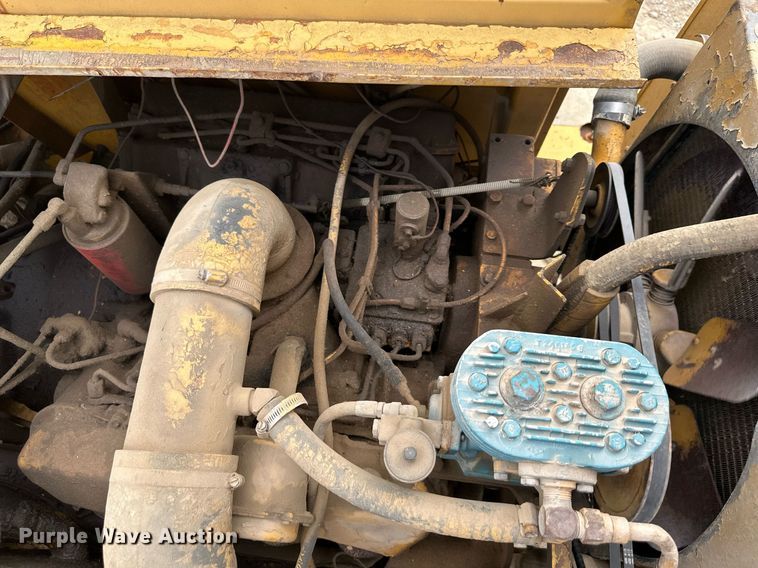 image for item DS6364 1976 Caterpillar 613B  elevating scraper