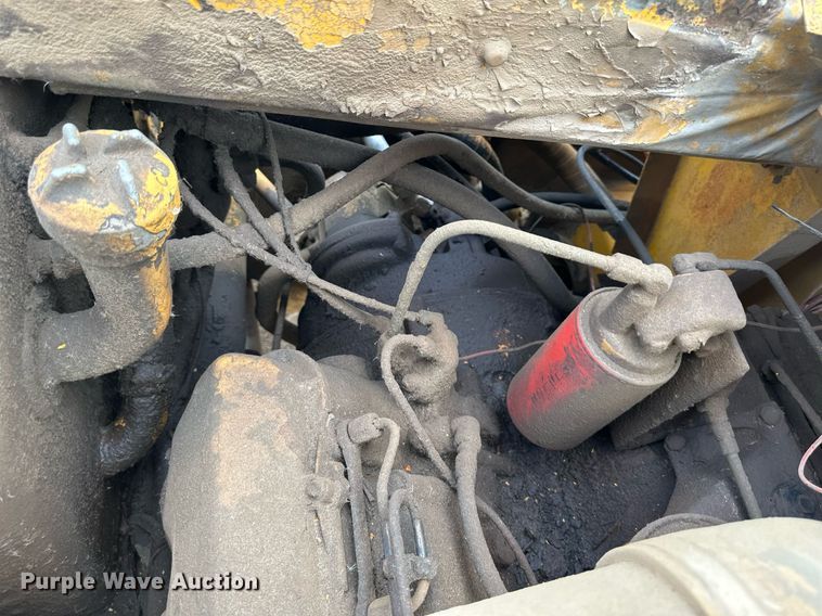 image for item DS6364 1976 Caterpillar 613B  elevating scraper