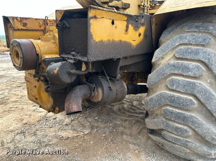 image for item DS6364 1976 Caterpillar 613B  elevating scraper