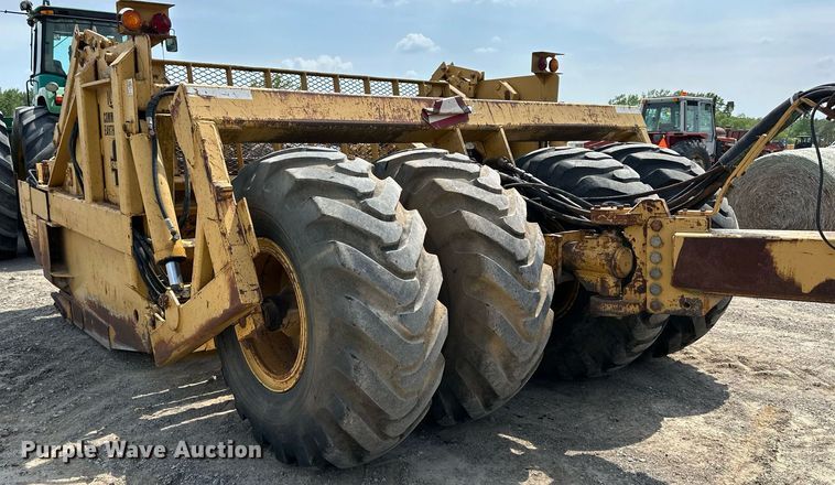 image for item DS6366 1998 Icon 17B  scraper