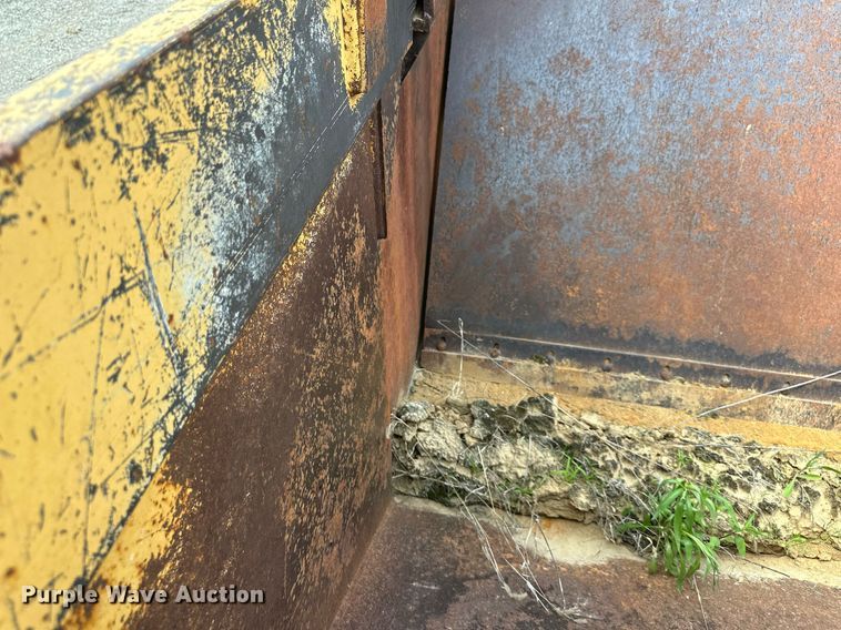 image for item DS6366 1998 Icon 17B  scraper