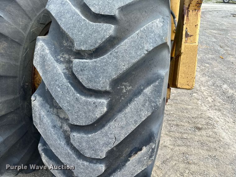 image for item DS6366 1998 Icon 17B  scraper