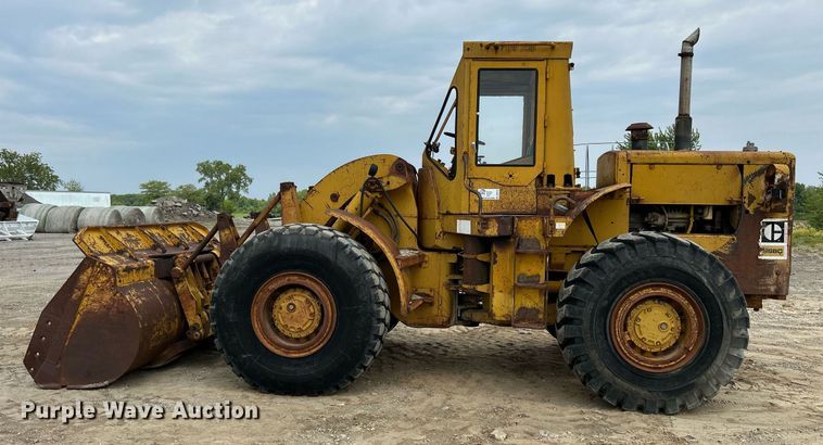 image for item DS6370 1973 Caterpillar 966C  wheel loader