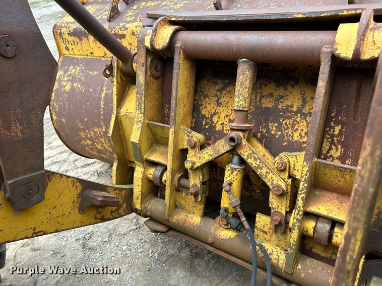 image for item DS6370 1973 Caterpillar 966C  wheel loader