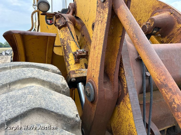 image for item DS6370 1973 Caterpillar 966C  wheel loader