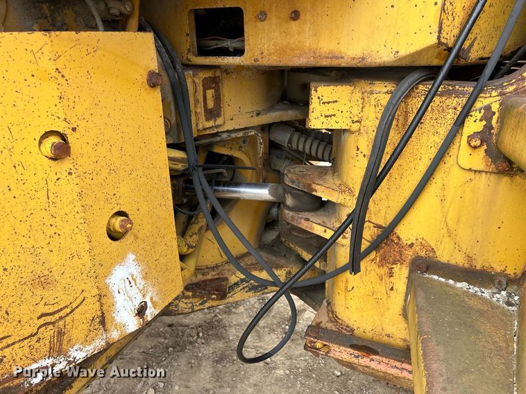 image for item DS6370 1973 Caterpillar 966C  wheel loader
