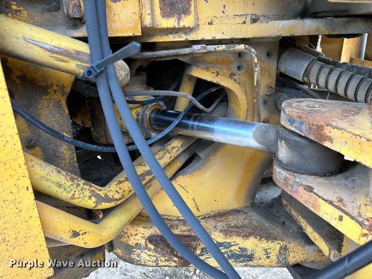 image for item DS6370 1973 Caterpillar 966C  wheel loader